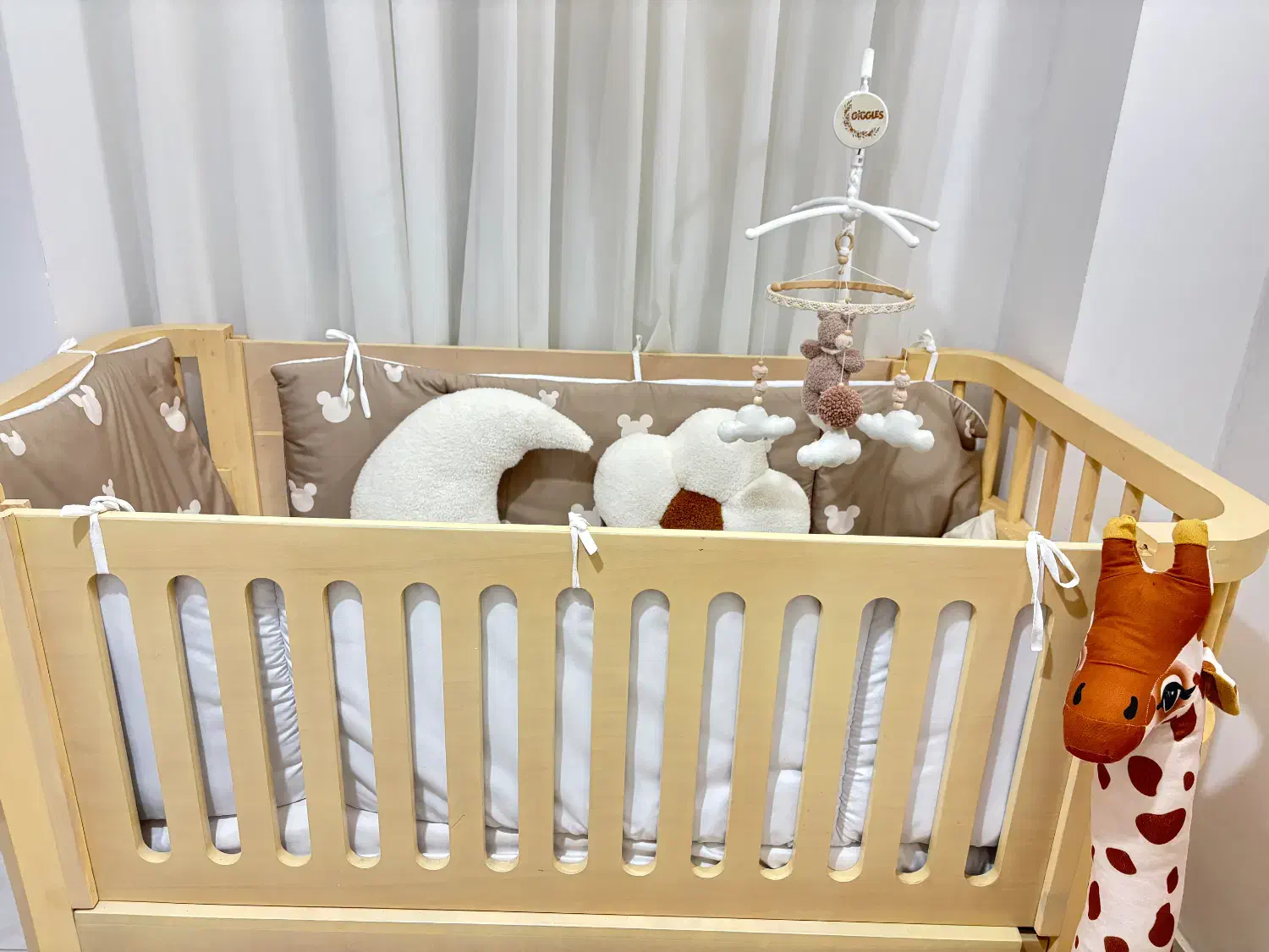 تخت مناسب سیسمونی|تخت و صندلی بچه|گرگان, |دیوار