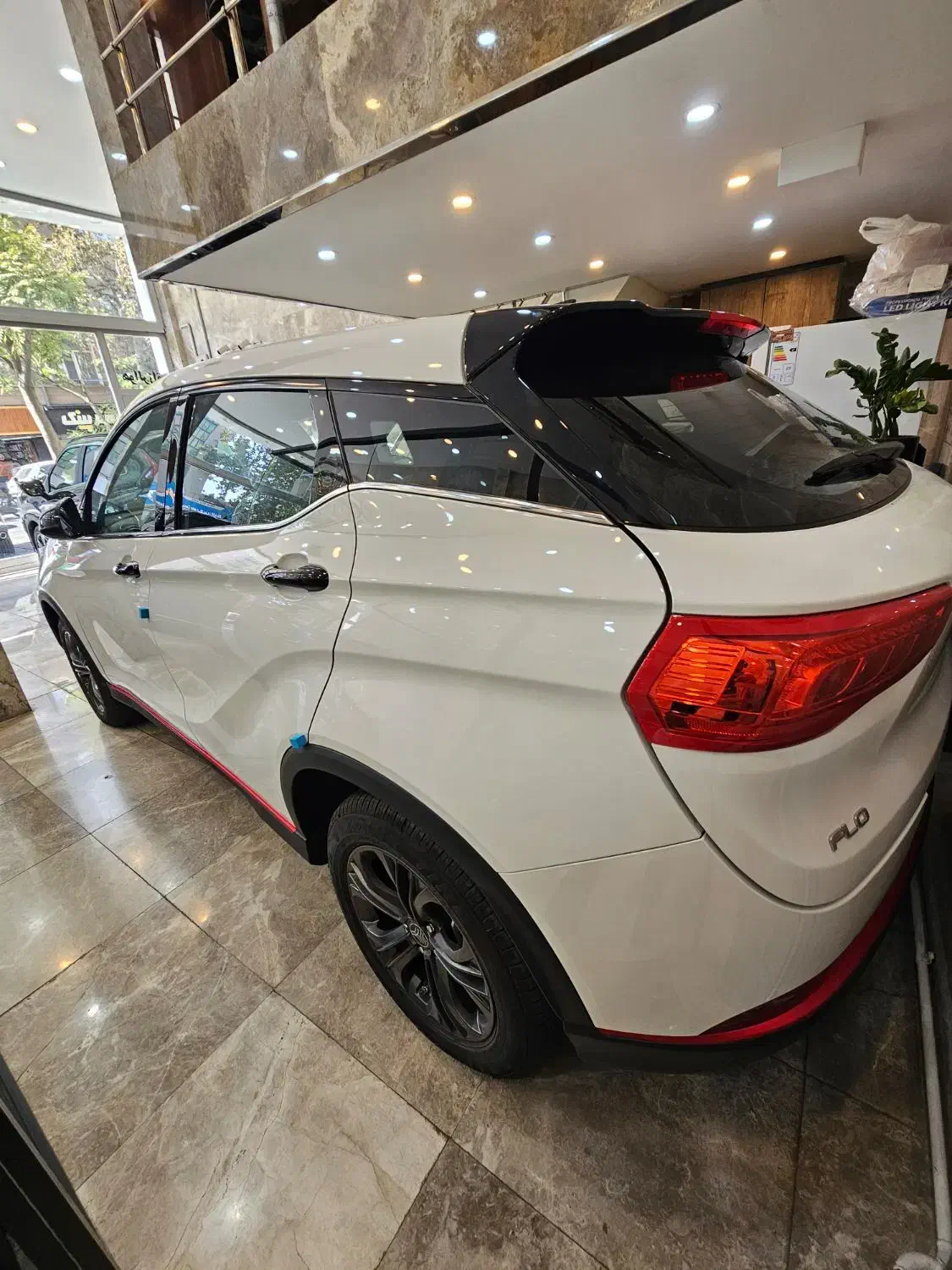 لاماکو فلو سفید داخل مارون صفر مدل ۱۴۰۴|خودرو سواری و وانت|تهران, نصرت|دیوار