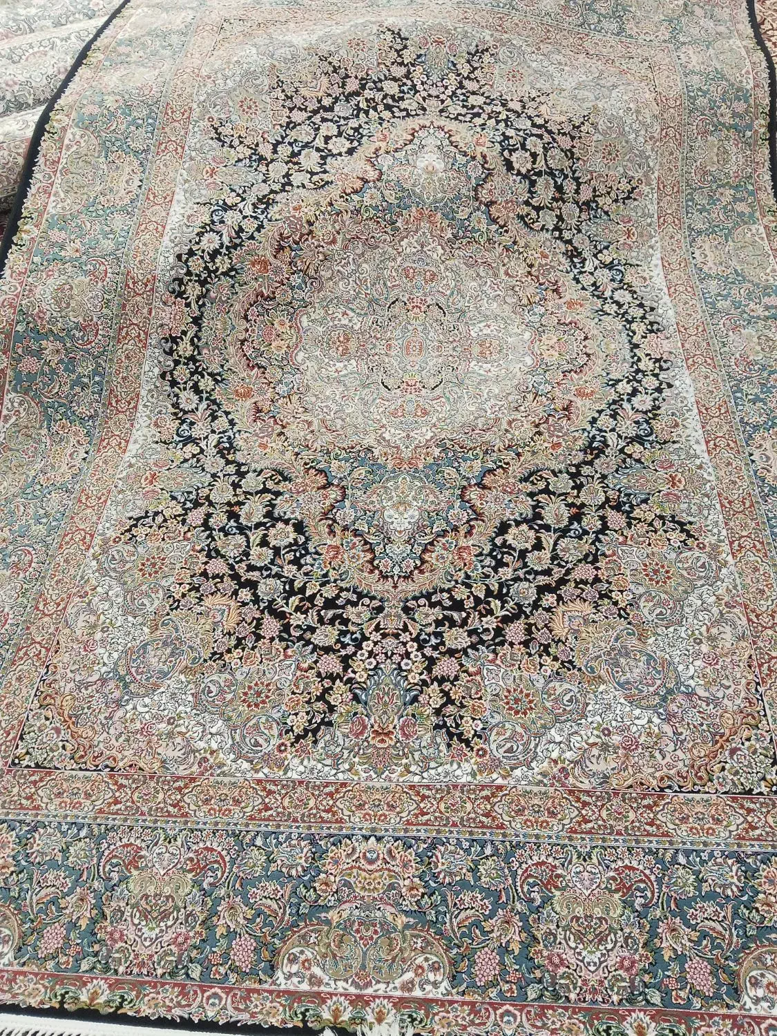 فرش 1200شانه|فرش|فیروزآباد (فارس), |دیوار