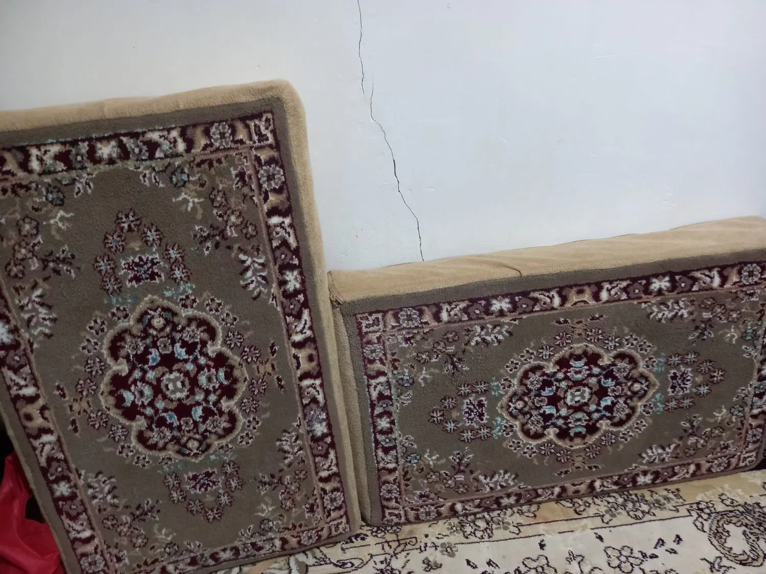 پشتی|پشتی|گرگان, |دیوار