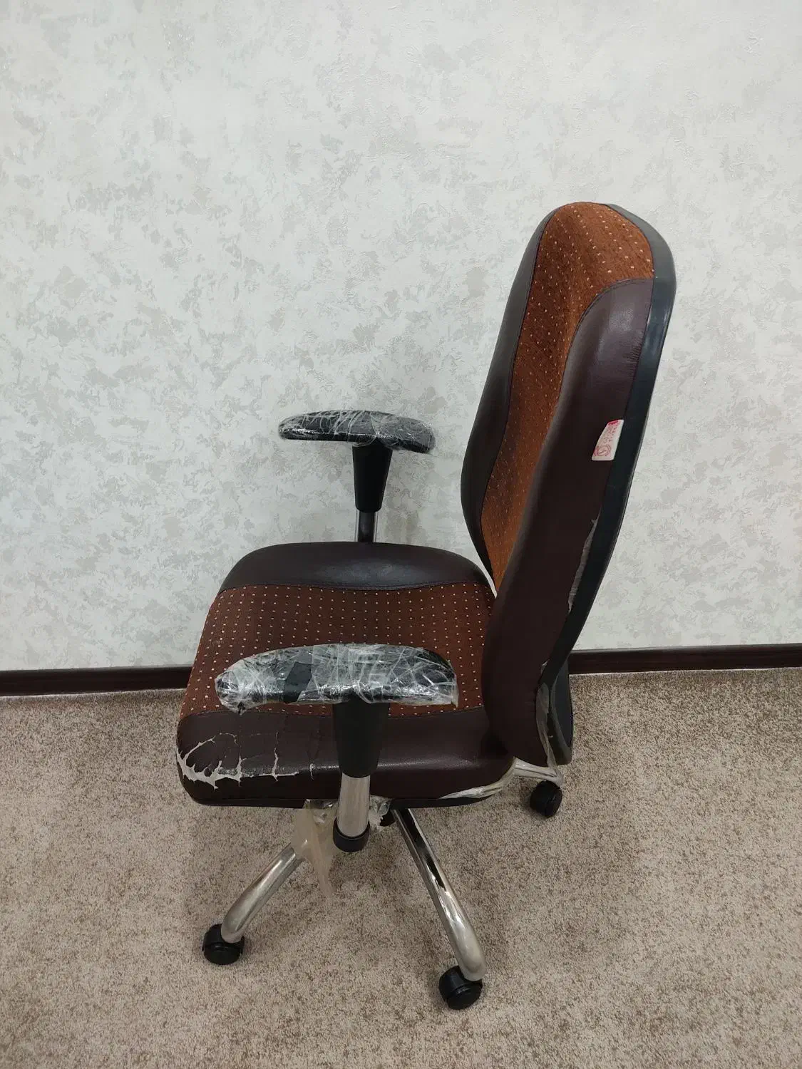 صندلی چرخدار اداری کامپیوتر|صندلی و نیمکت|فولادشهر, B5|دیوار