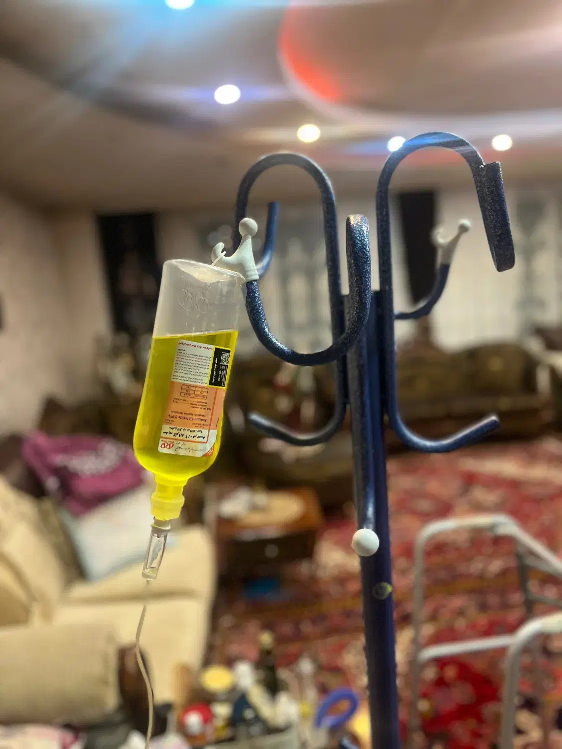 خدمات ویزیت پزشک پرستار سرم سوند پانسمان تزریقات|خدمات آرایشگری و زیبایی|تبریز, |دیوار