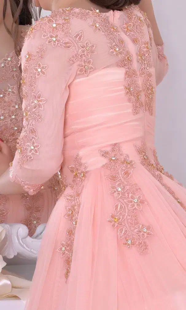 لباس عروس|لباس|پرند, فاز ۶|دیوار