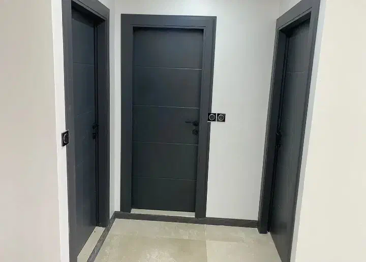 آپارتمان ۱۰۲ متر/کلید نخورده/مناسب سخت پسندان