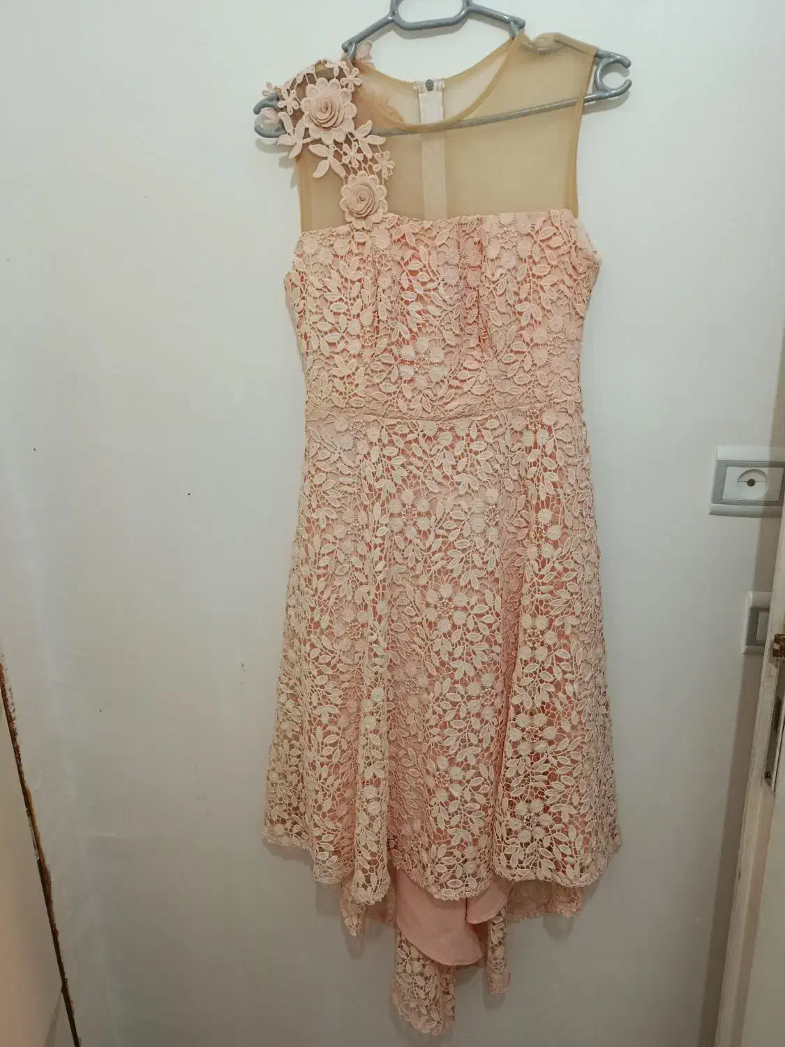 لباس مجلسی|لباس|گرگان, |دیوار