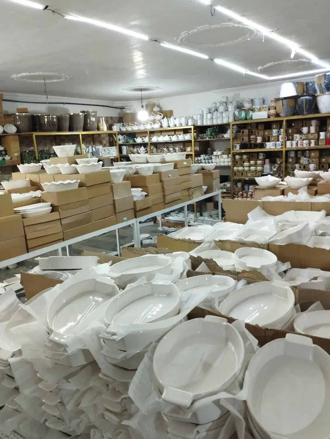 هتلی.کافه.رستوران|ظروف سرو و پذیرایی|زاهدان, |دیوار