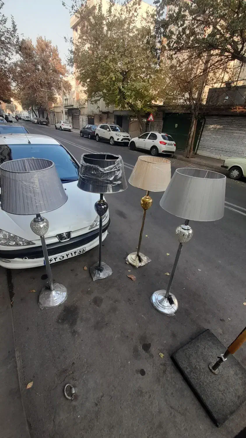 اباژو های کنار سالنی رومیزی|چراغ خواب و آباژور|تهران, اتابک|دیوار