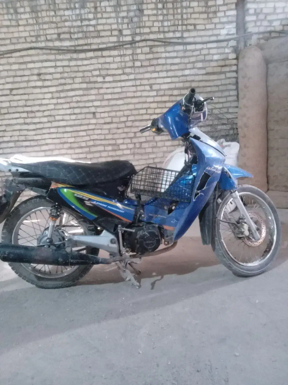 موتور لاکی|موتورسیکلت|اهواز, سیاحی(سه راه خرمشهر)|دیوار