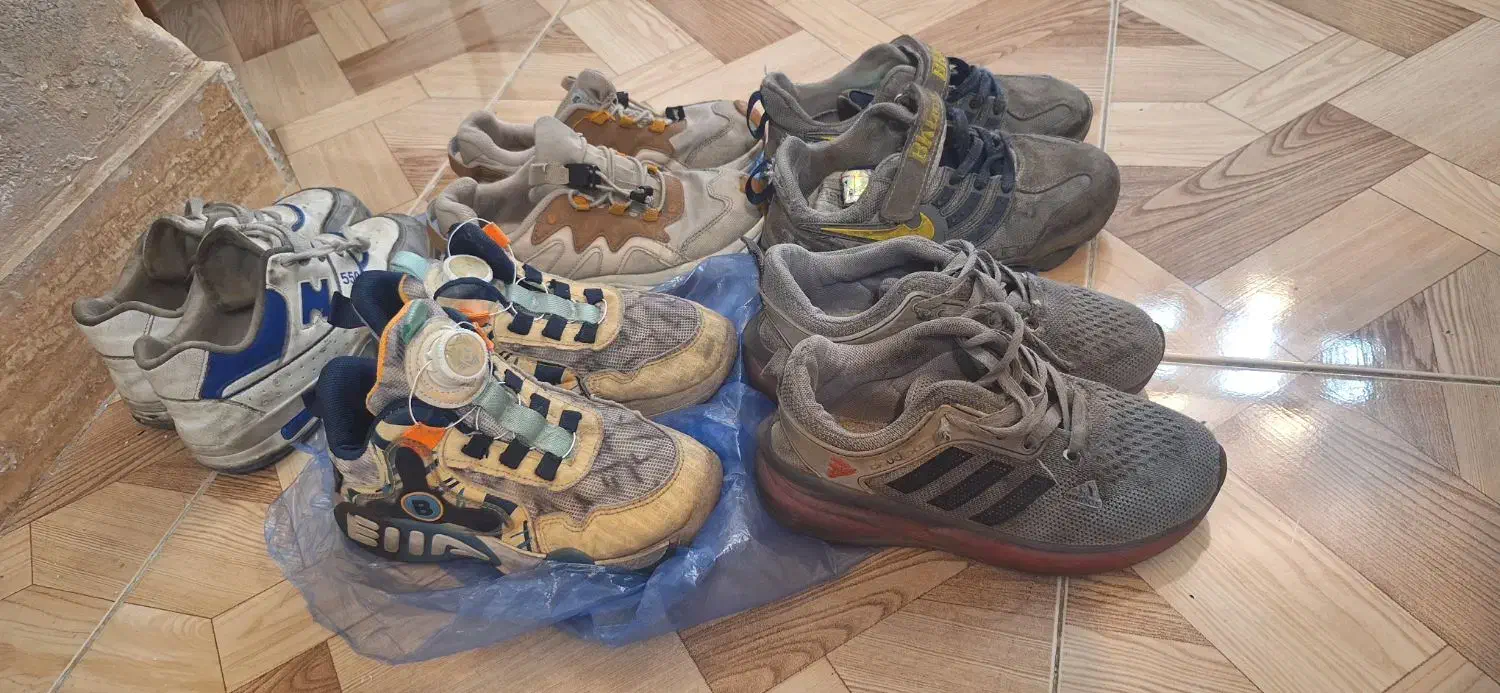 کفش بچگانه|کفش و لباس بچه|رشت, حمیدیان|دیوار