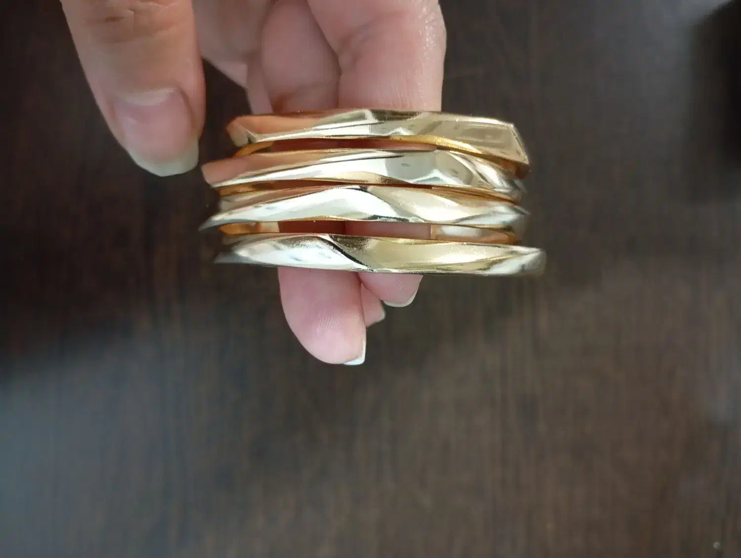 النگوطلاروس مدل اپل|بدلیجات|قم, سراجه (۱۵ خرداد)|دیوار