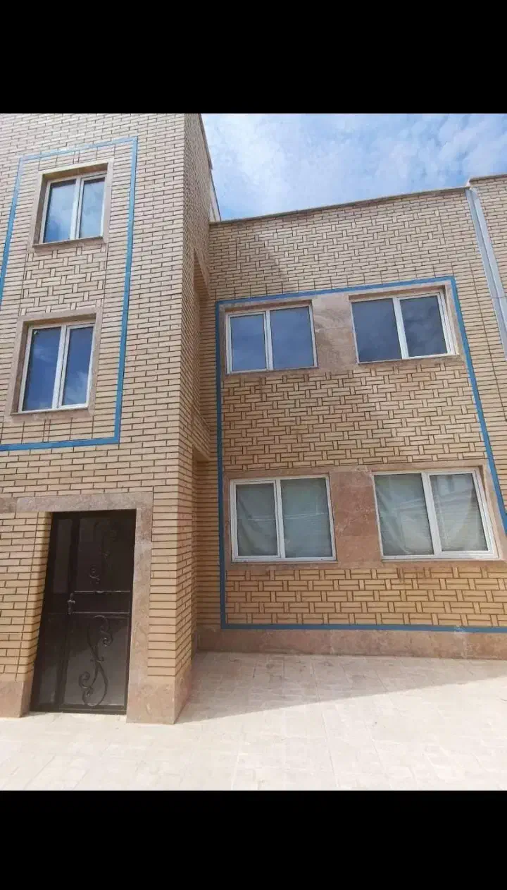 رهن مهرگان.دربست.یکجاباهم.واحدسرنبش۲طبقه برمیدان ۱|اجارهٔ آپارتمان|محمدیه-قزوین, |دیوار