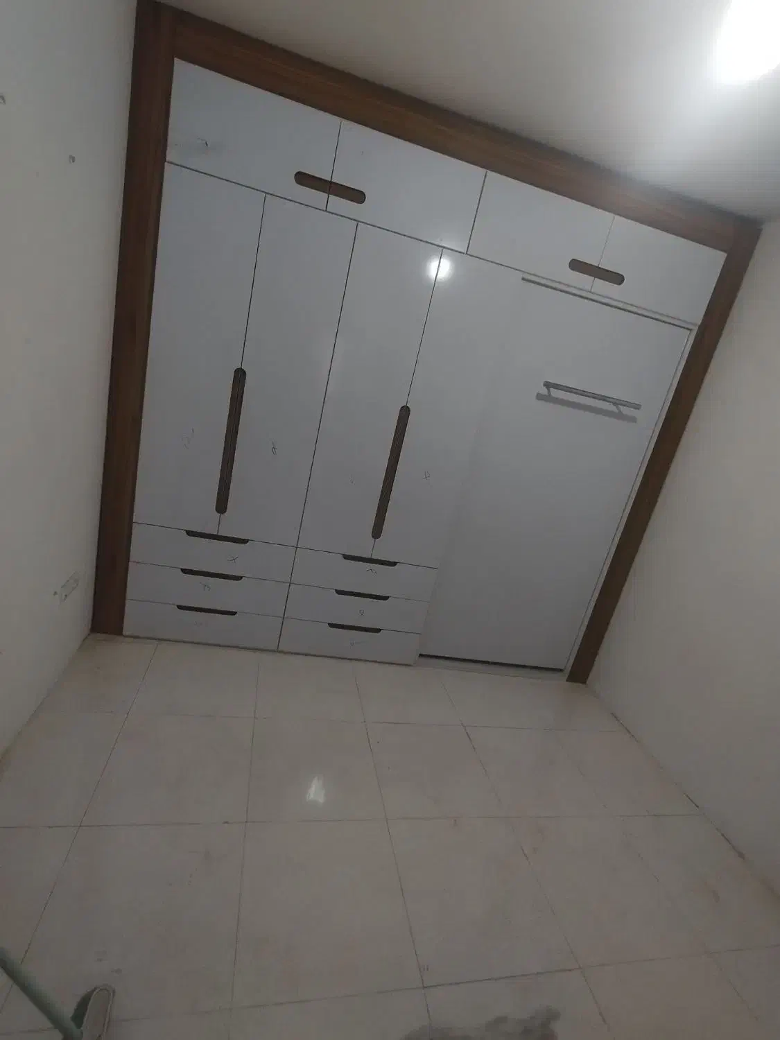 نصاب کابینت وکمددیواری ودکوراسیون و غیره|خدمات پیشه و مهارت|شاهدشهر, |دیوار