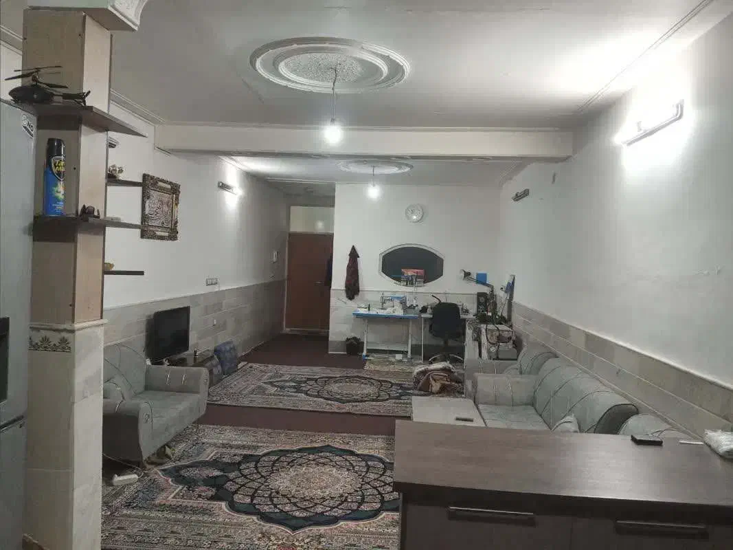 دو طبقه جنوبی پارکینگ دار|فروش خانه و ویلا|قم, هفت تیر|دیوار