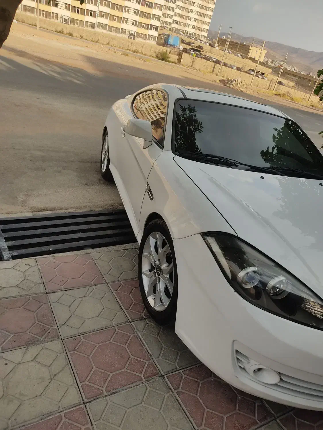 پولیش و سرامیک|خدمات موتور و ماشین|صدرا-فارس, فاز ۱|دیوار