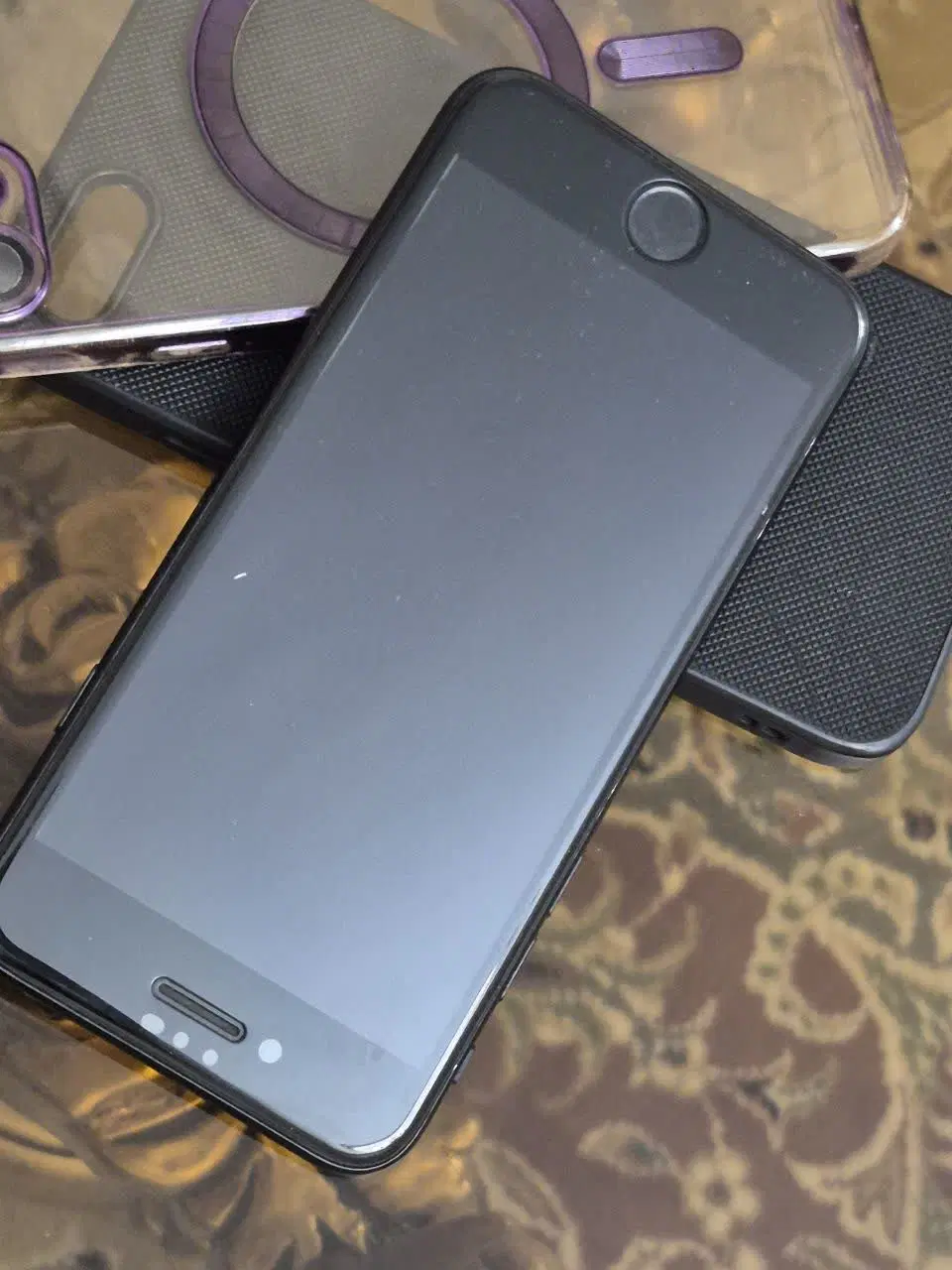 iphone se 2020|موبایل|مشهد, شهرآرا|دیوار