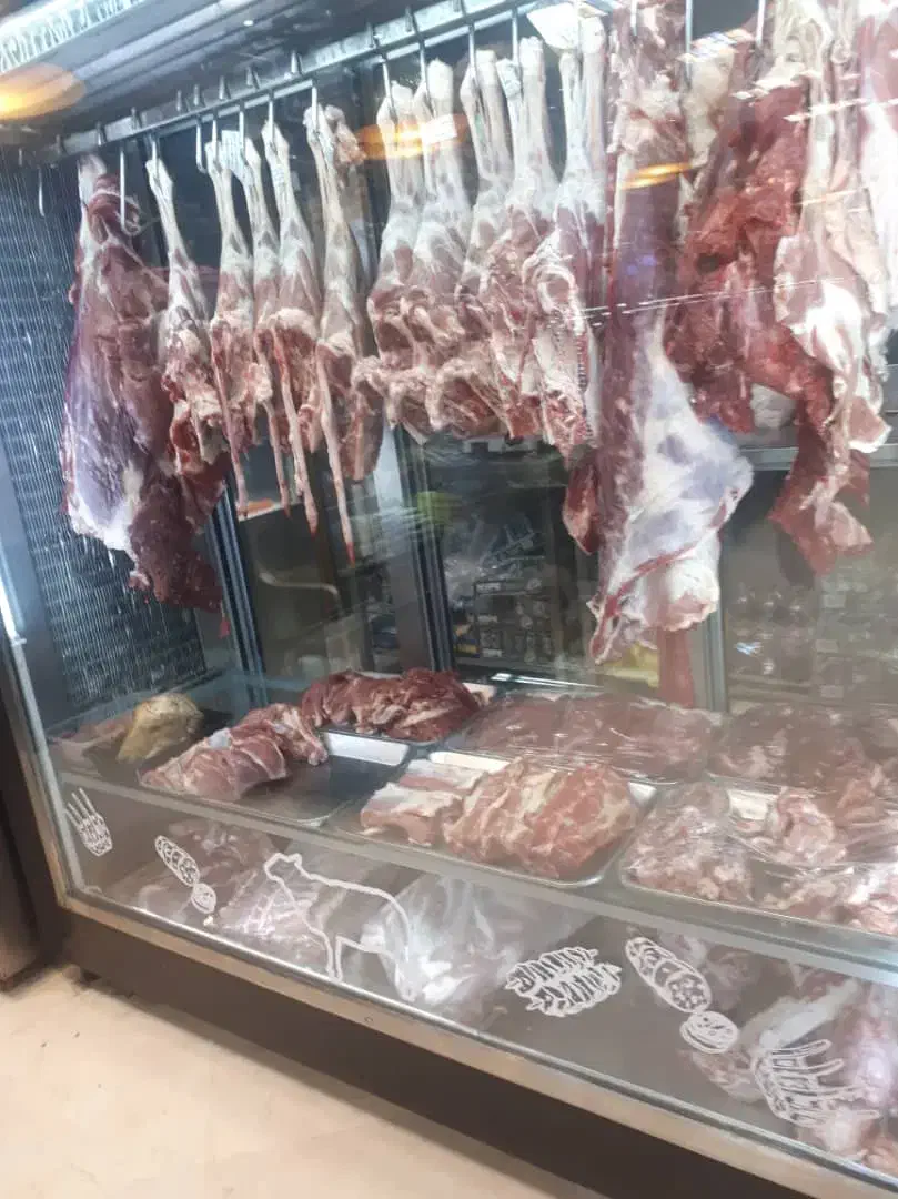 استخدام قصاب ماهر|استخدام خدمات فروشگاه و رستوران|تهران, آجودانیه|دیوار