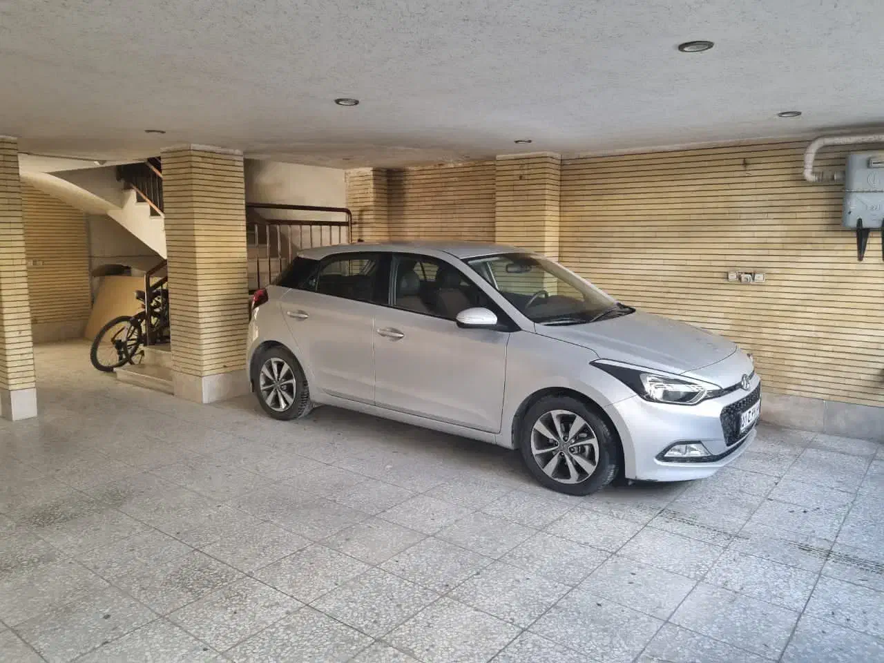 هیوندای i20|خودرو سواری و وانت|اصفهان, جلفا|دیوار