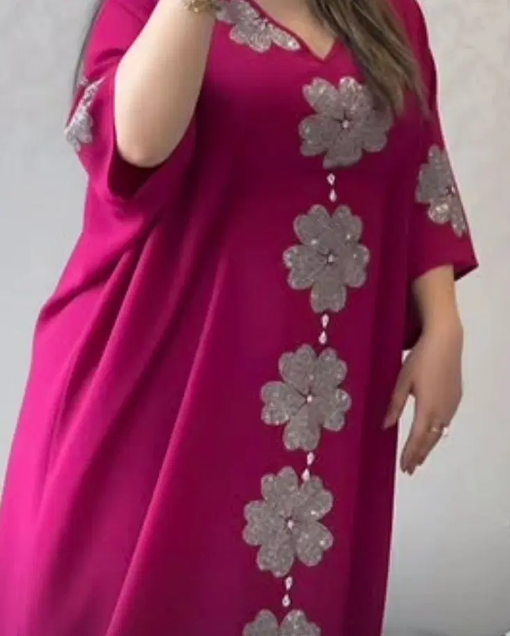 لباس مجلسی|لباس|شیراز, ارم|دیوار