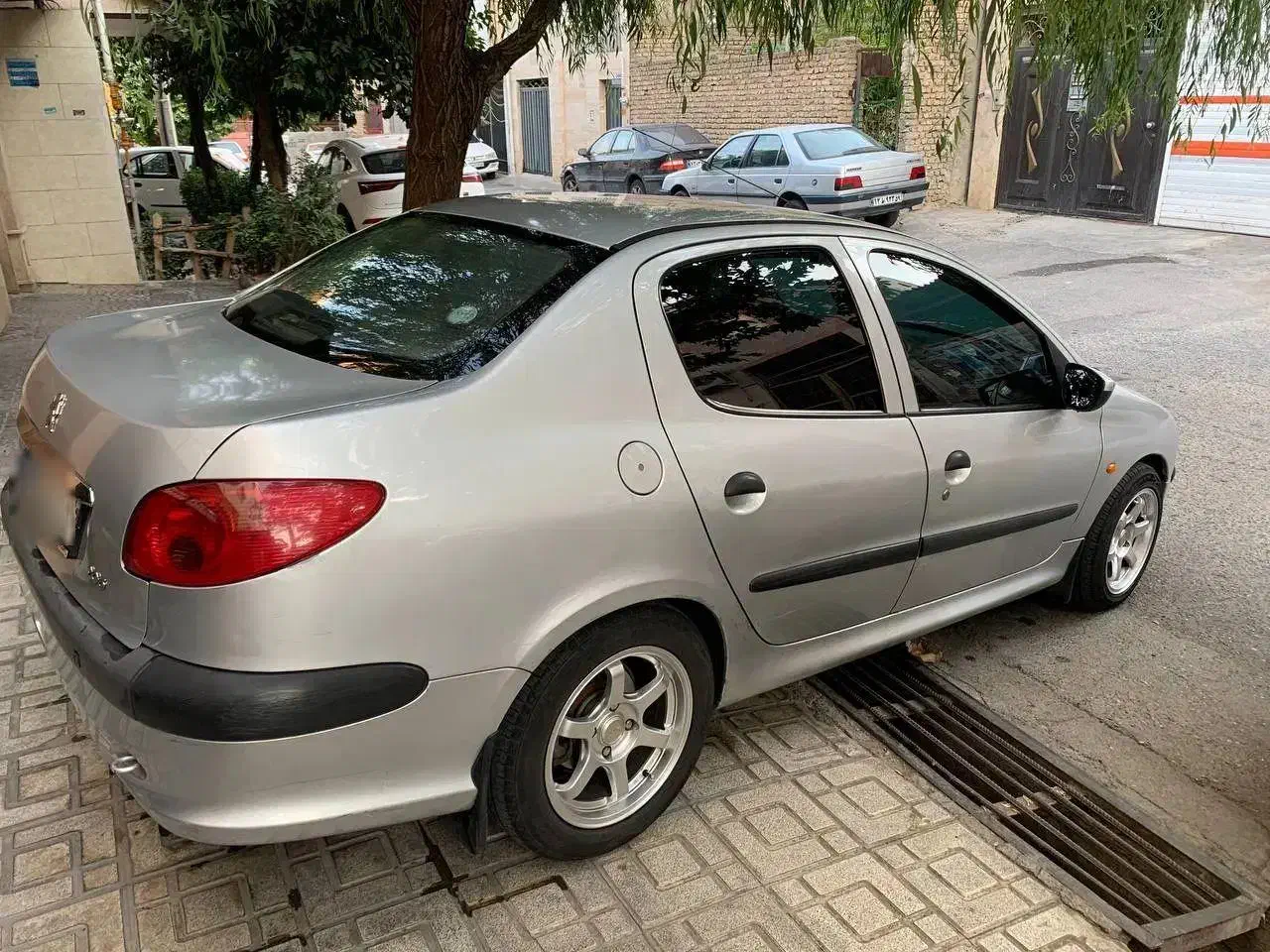 sd v8 93|خودرو سواری و وانت|گرگان, |دیوار