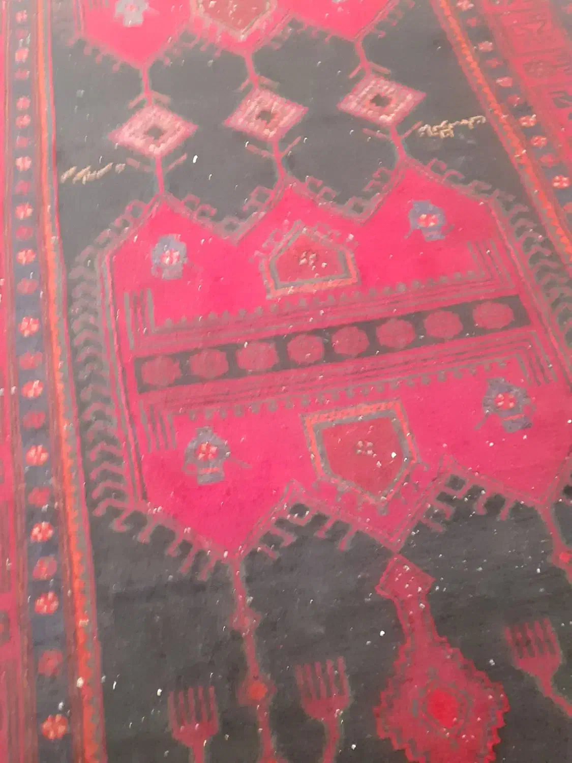 فرش قدیمی دست بافت|فرش|تهران, مسگرآباد|دیوار