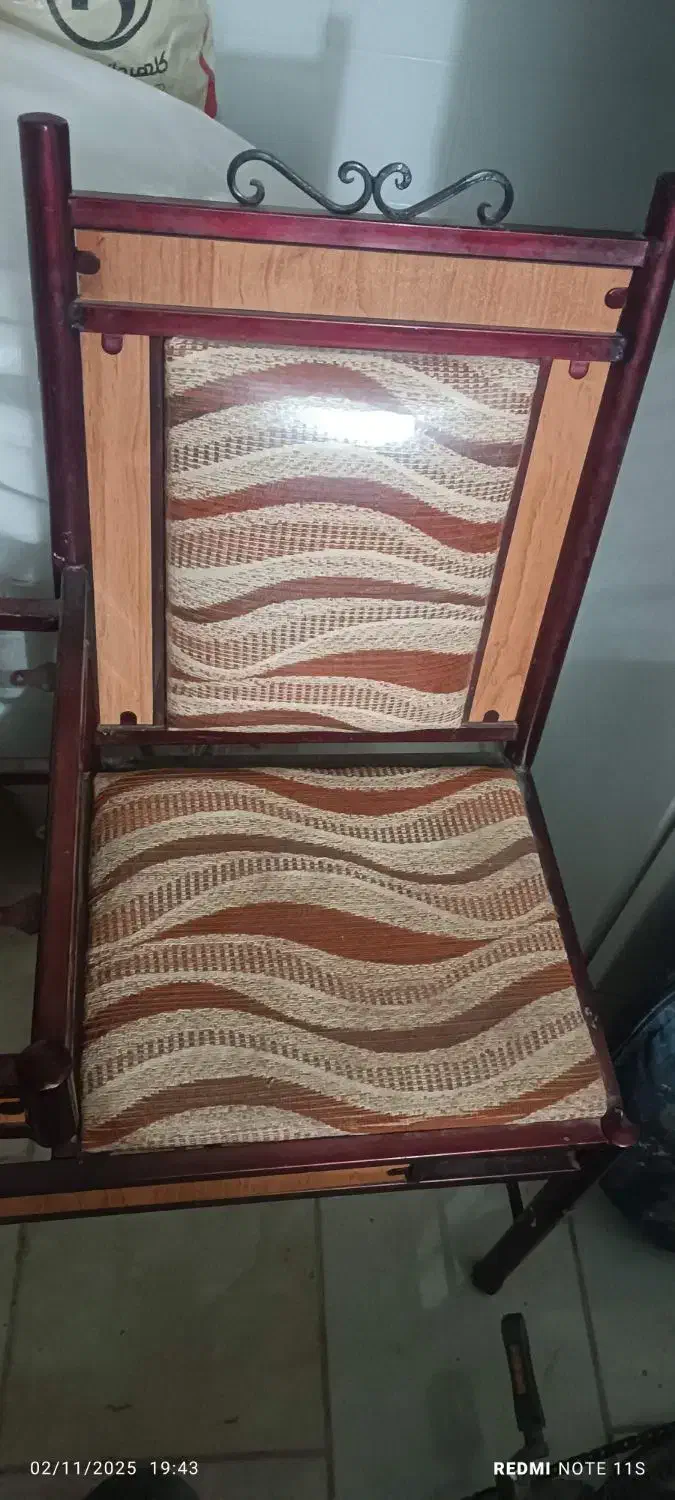 صندلی تلفن|میز تلفن|میبد, |دیوار