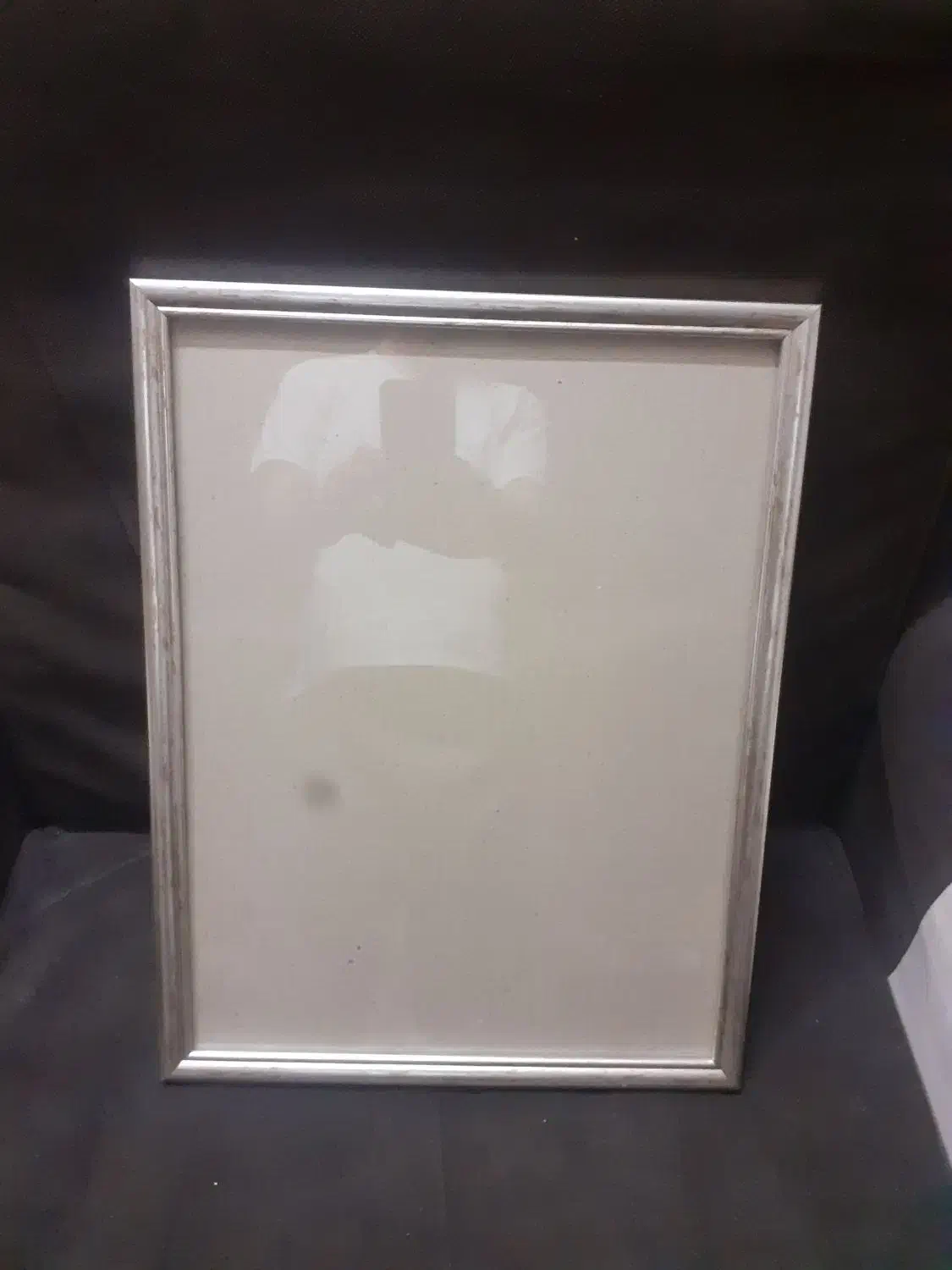 یک عدد تابلوی عکس در حدد نو|تابلو، نقاشی، عکس|مشهد, هفت تیر (حافظ)|دیوار