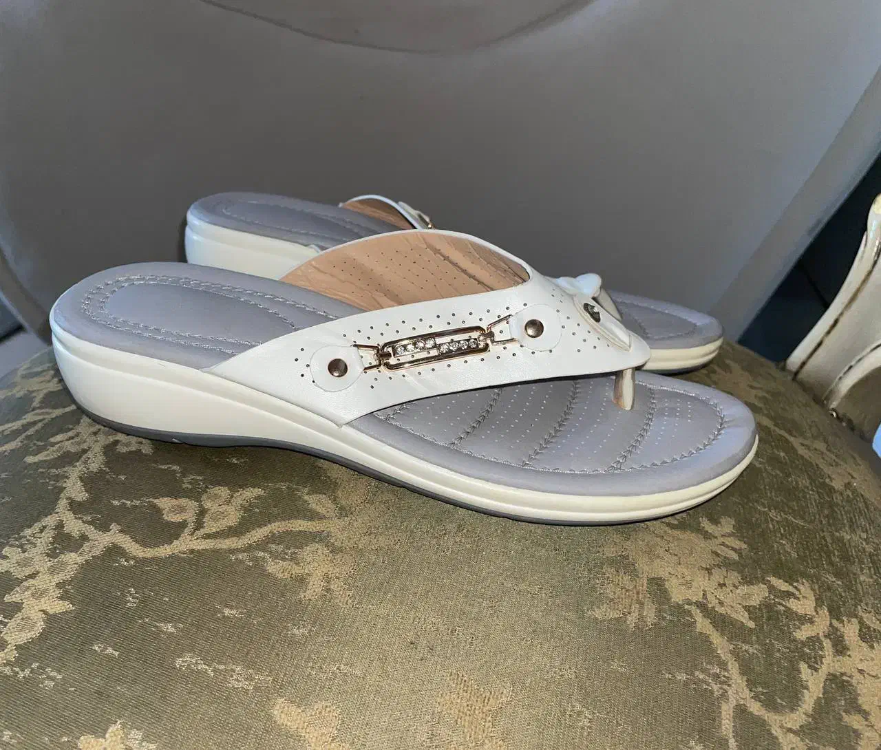 دمپایی مجلسی زیبا|کیف، کفش، کمربند|ساوه, |دیوار