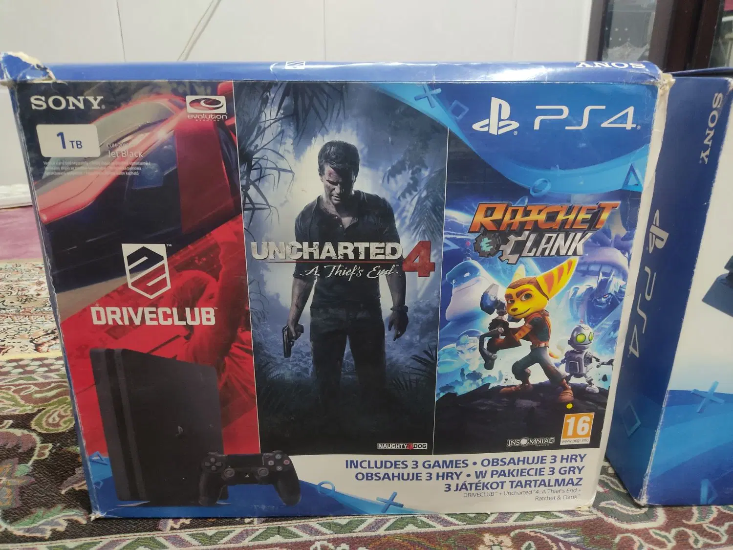 کارتن ps4|کنسول، بازی ویدئویی و آنلاین|قم, شهرک امام حسین|دیوار