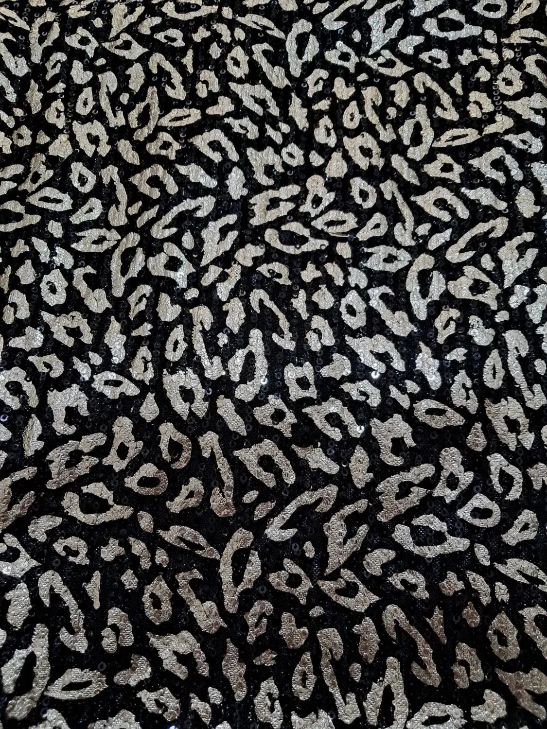 پارچه مجلسی|لباس|قروه, |دیوار