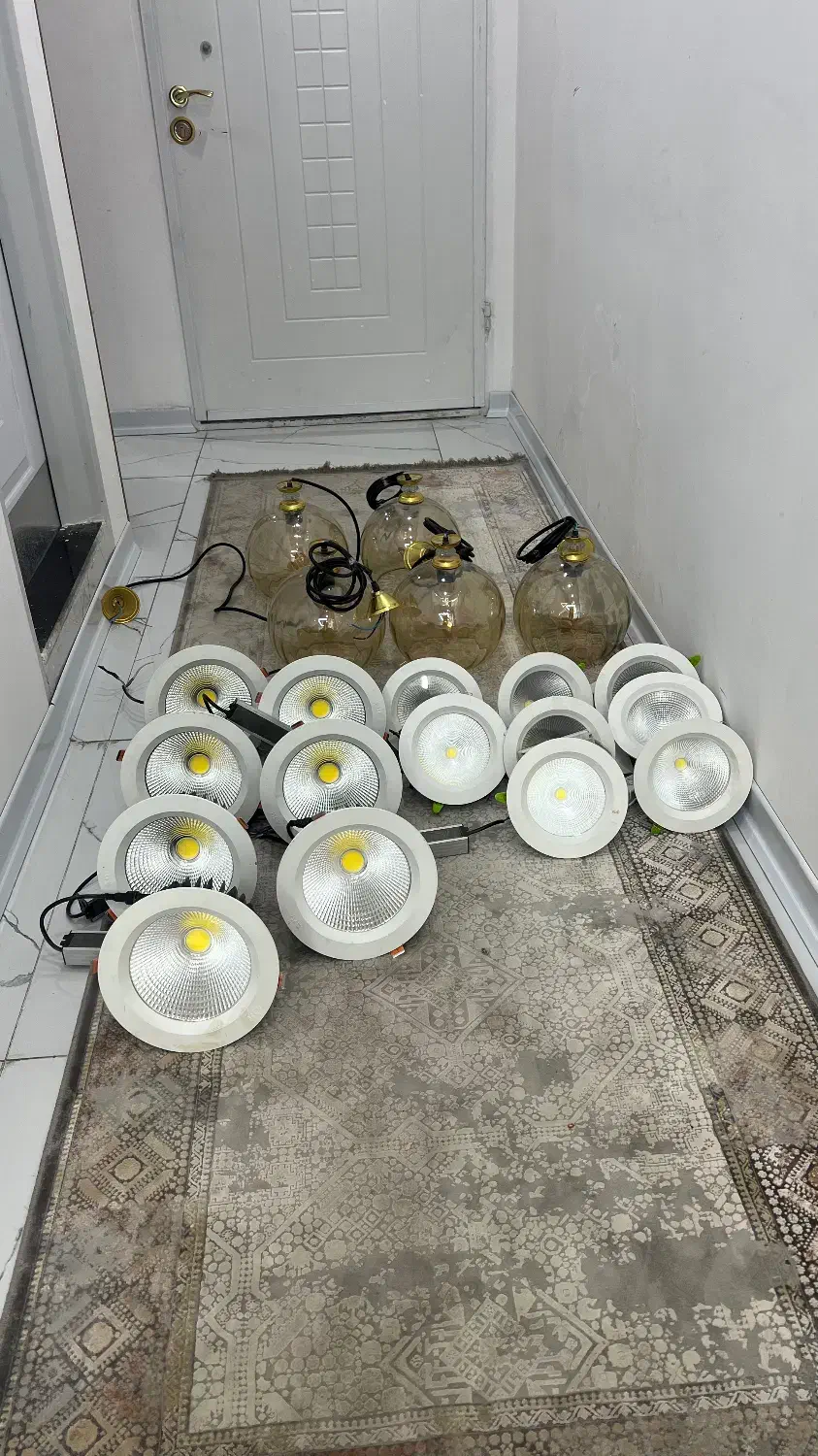 فروش هالوژن و پنل نوری|لامپ و چراغ|شیراز, انجیر|دیوار