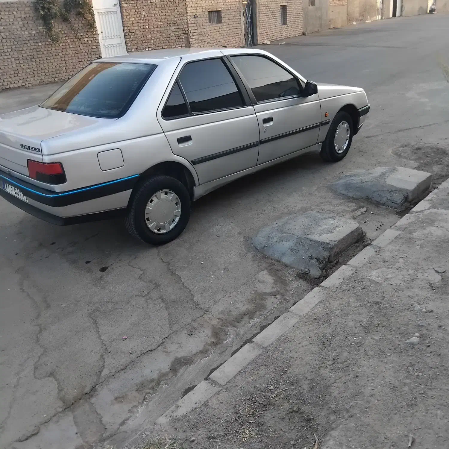 پژو۴۰۵ دوگانه کارخانه مدل ۸۹|خودرو سواری و وانت|تربت جام, میان جام|دیوار