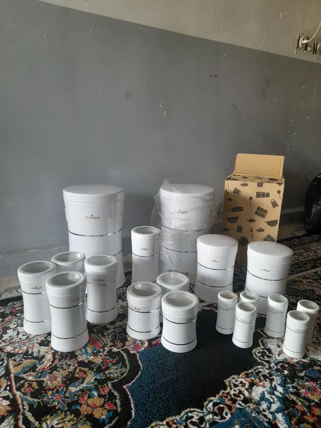 سرویس آشپزخانه یونیک کمرباریک ۱۸پارچه|ظروف نگهدارنده، پلاستیکی، یکبارمصرف|اندیمشک, |دیوار