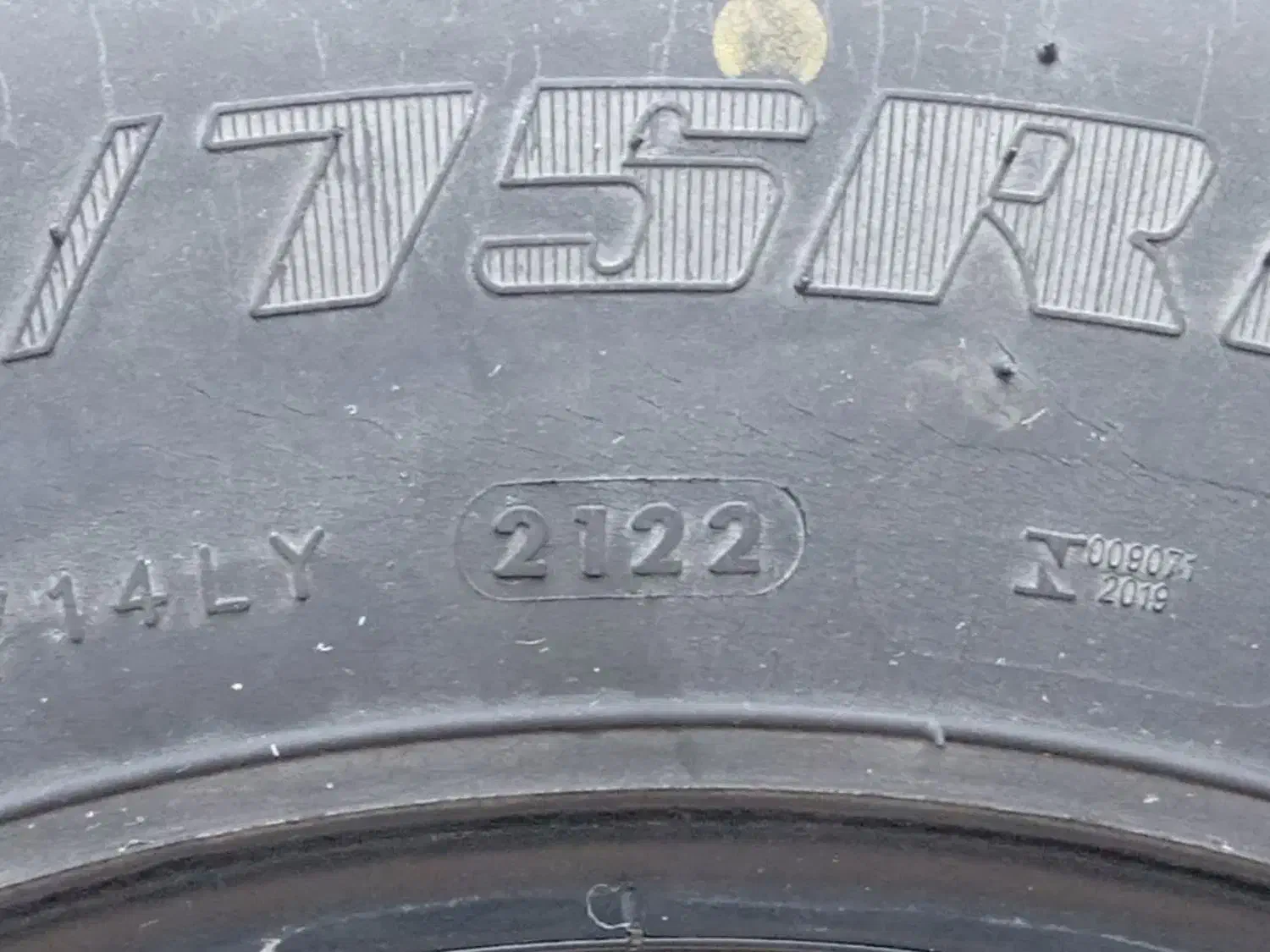 فروش دوحلقه لاستیک جینیو|قطعات یدکی و لوازم جانبی|خمینی‌شهر, |دیوار