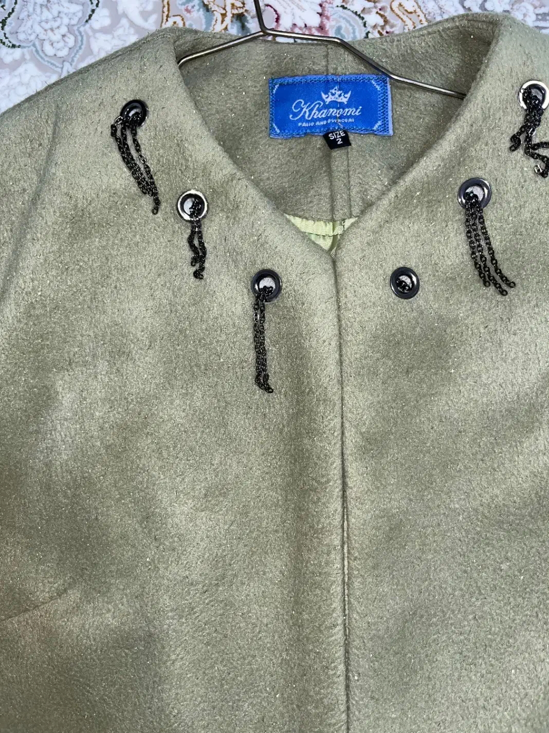 پالتو|لباس|نهاوند, |دیوار