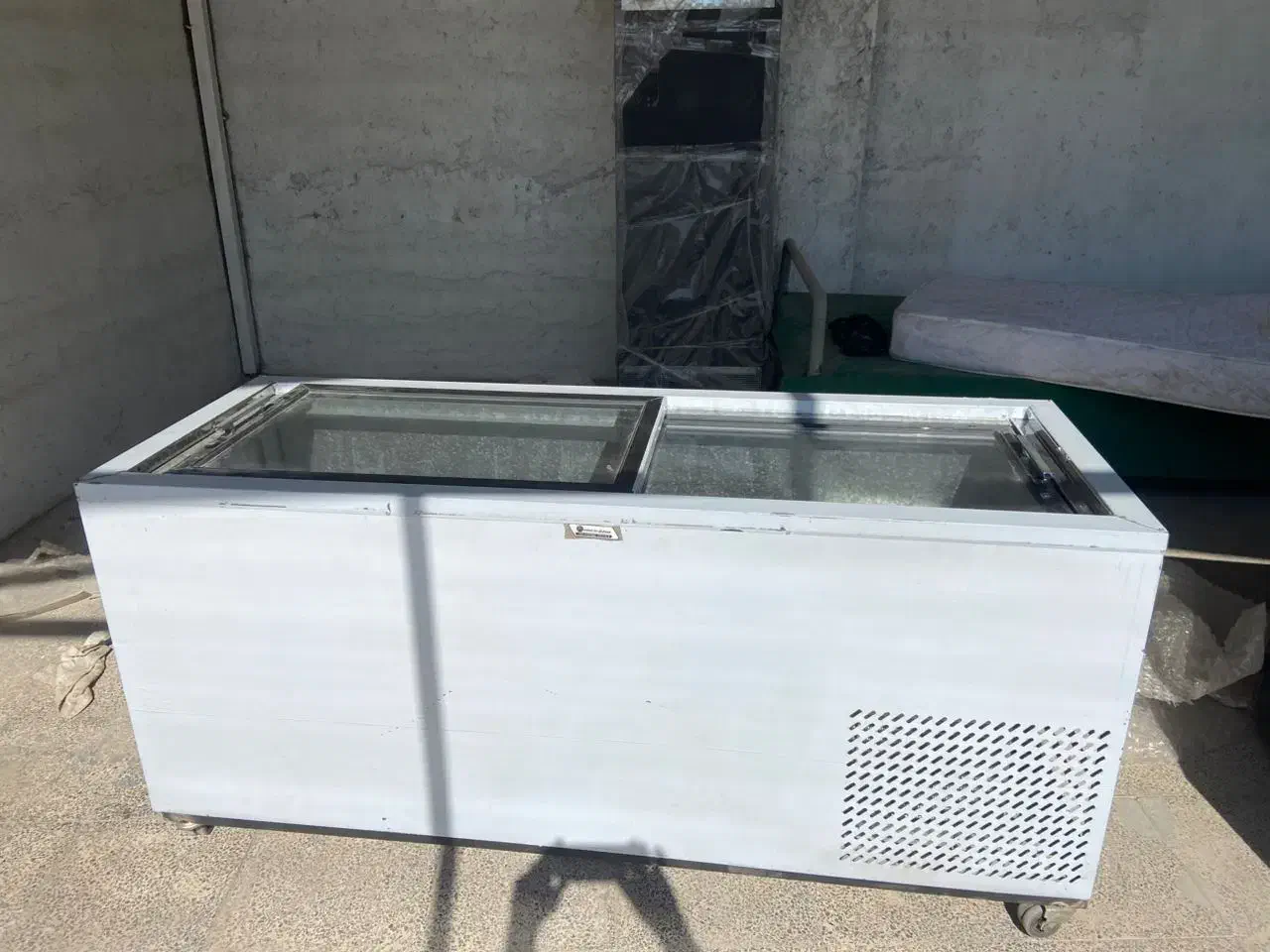 فریزر خوابیده|فروشگاه و مغازه|بندرعباس, |دیوار