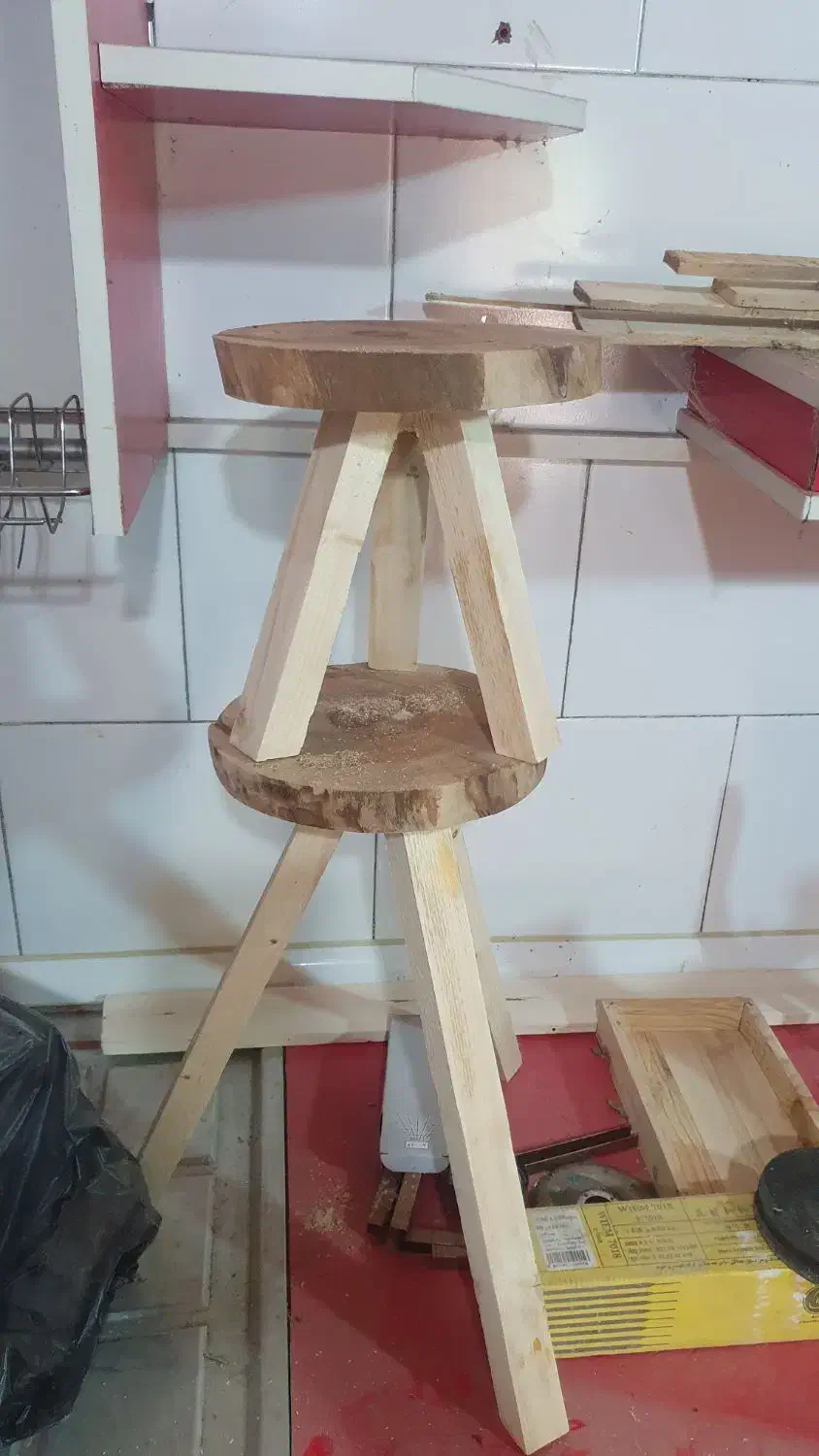 استند گل|کتابخانه، شلف، قفسه‌های دیواری|فولادشهر, C1|دیوار