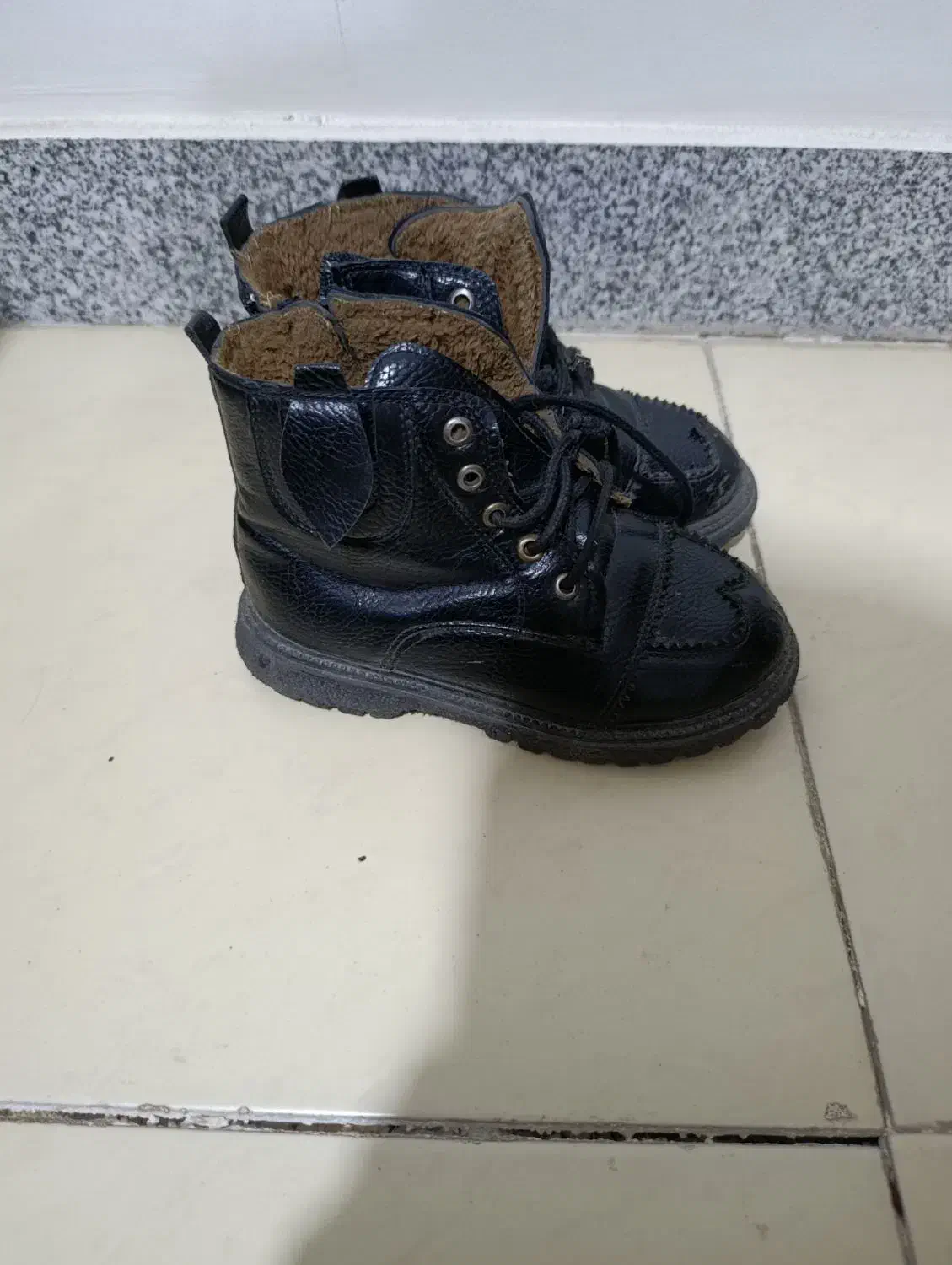 کفش پوتین پسرانه|کیف، کفش، کمربند|اسدآباد, |دیوار