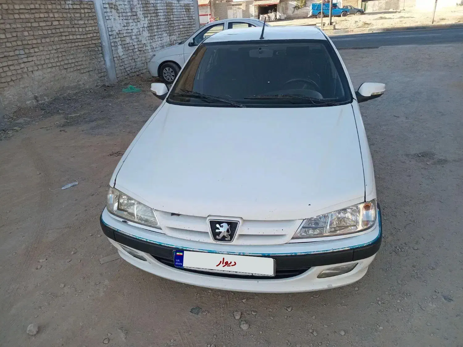 پژوپارس ۸۴|خودرو سواری و وانت|بروجن, |دیوار