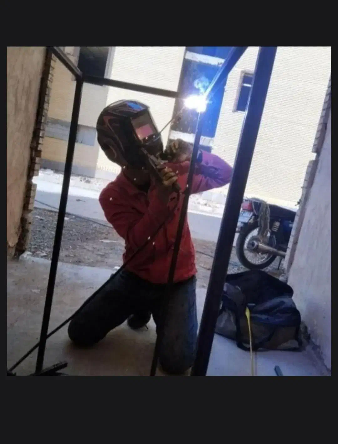 خدمات جوشکاری سیار و نصب بنر تبلیغاتی|خدمات پیشه و مهارت|آبادان, |دیوار