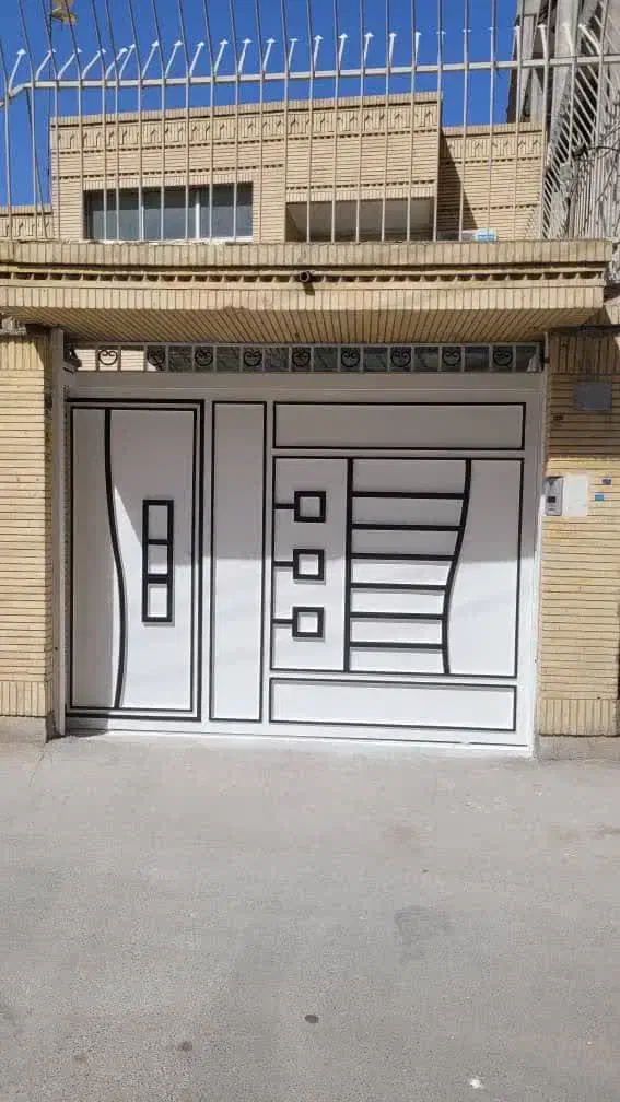 جوشکاری انواع درب ریلی وپنجره آهنی چک نقد اقساط|خدمات پیشه و مهارت|اصفهان, شهرک کوثر|دیوار