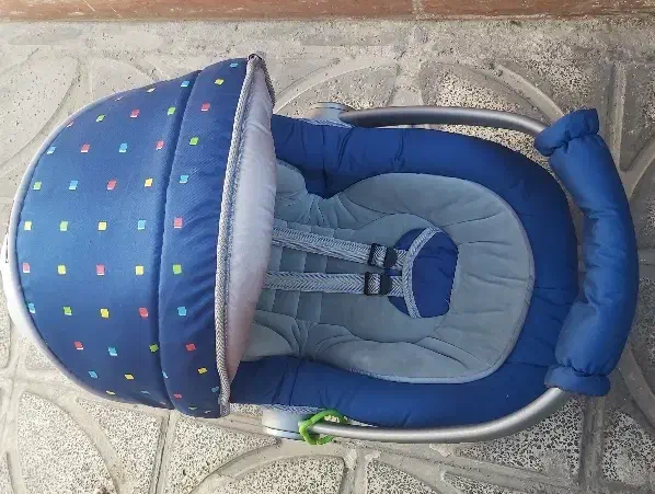 کریره و روروئک در حد نو|کالسکه و لوازم جانبی|تهران, تختی|دیوار