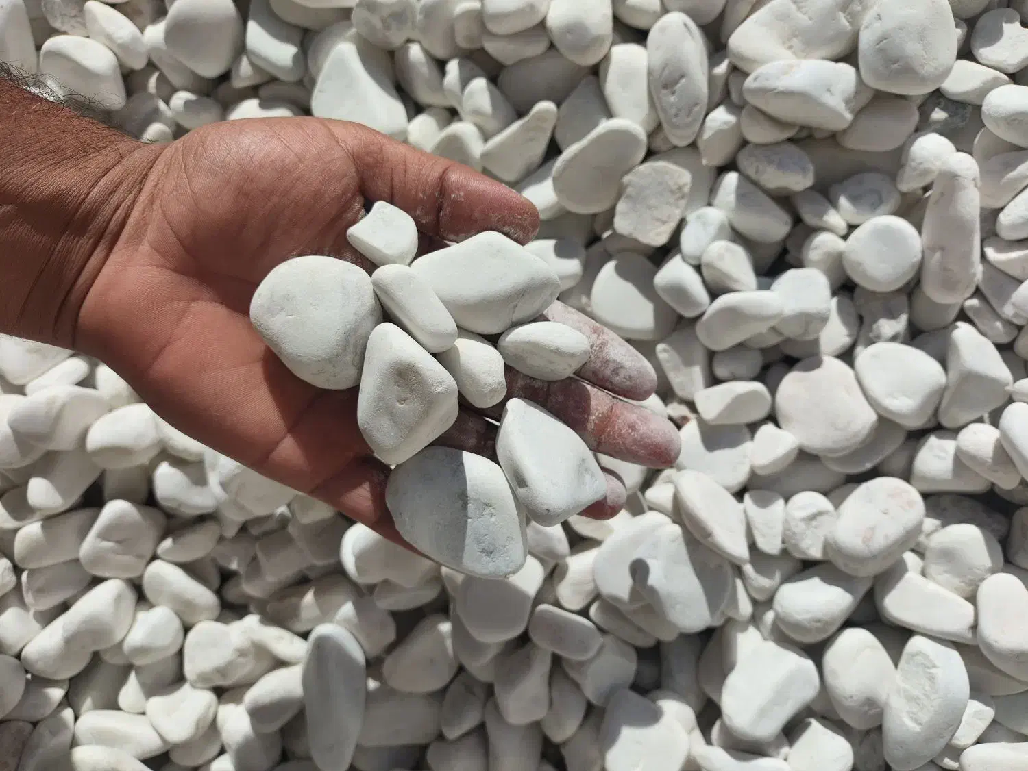 سنگ قلوه و شن رنگی|مصالح و تجهیزات ساختمان|رشت, منظریه|دیوار