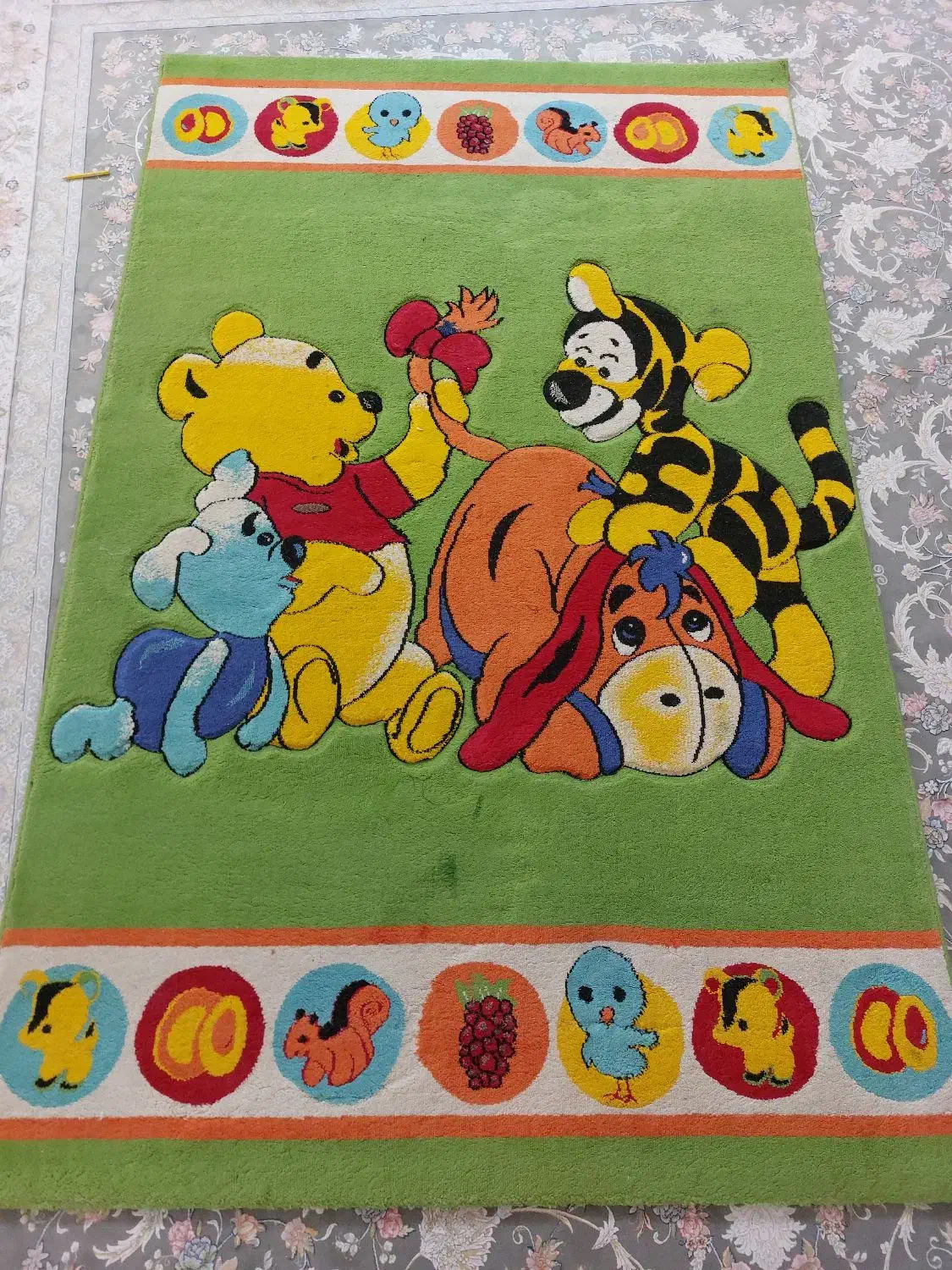 فرش اتاق کودک(در حد نو)|فرش|خمین, |دیوار