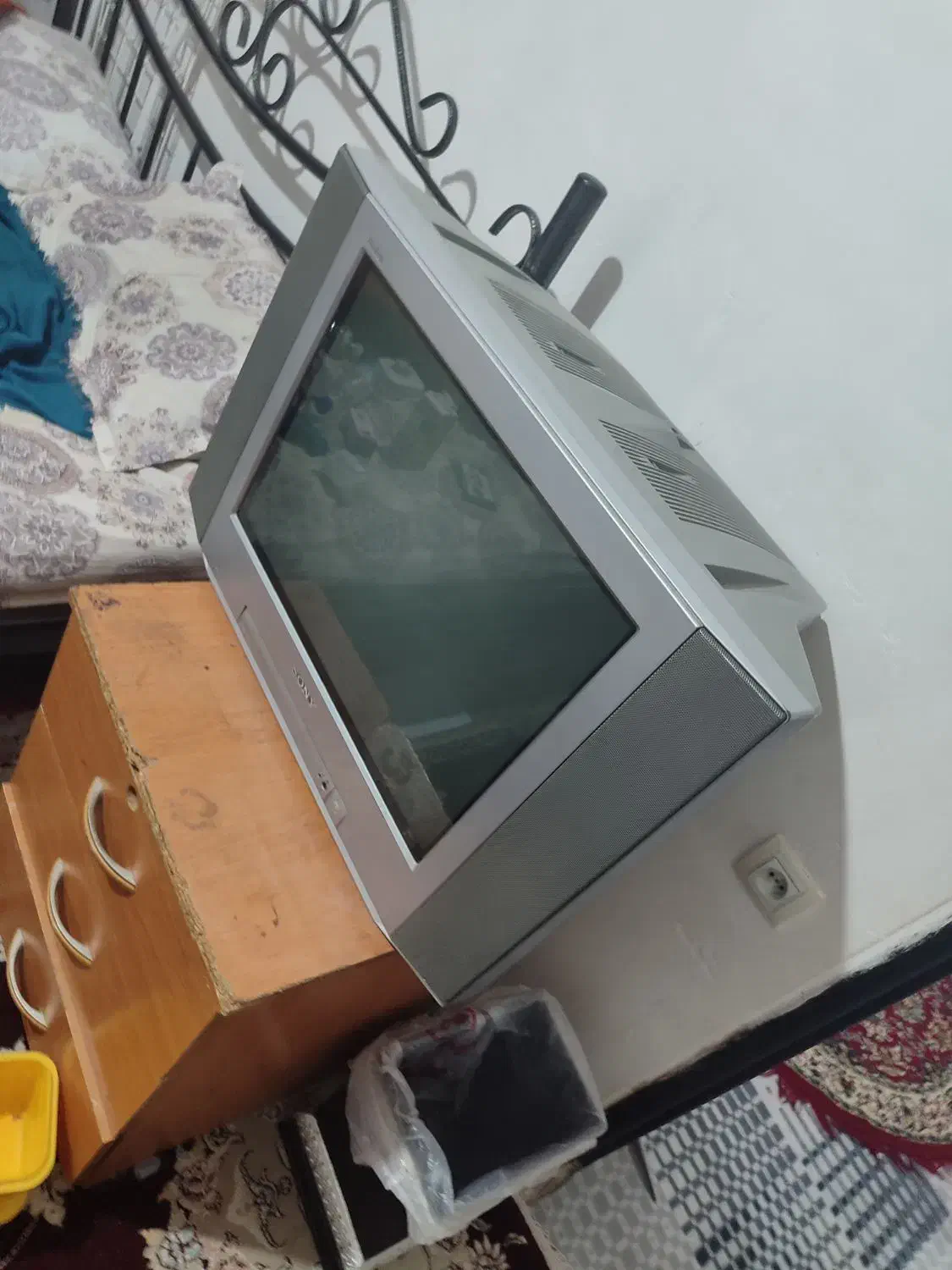 یک عدد تلویزیون سونی برا فروش|تلویزیون و پروژکتور|اسفراین, |دیوار