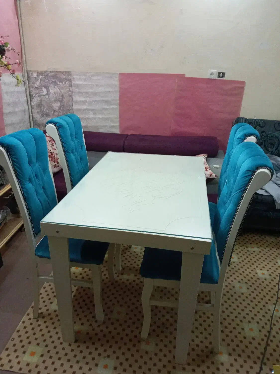 میز غذا خوری ۴نفره|میز و صندلی غذاخوری|اراک, |دیوار