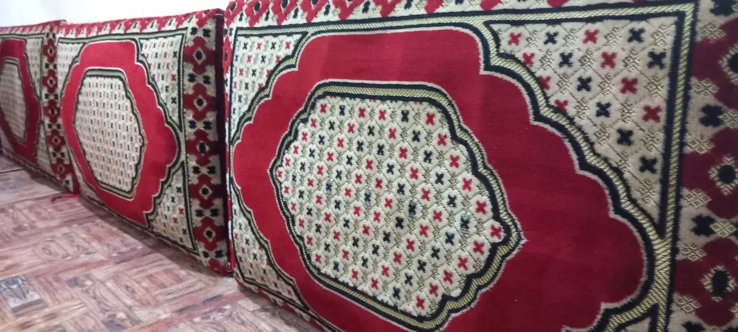 پشتی مناسب الاچیق|پشتی|رشت, بیجارپس|دیوار