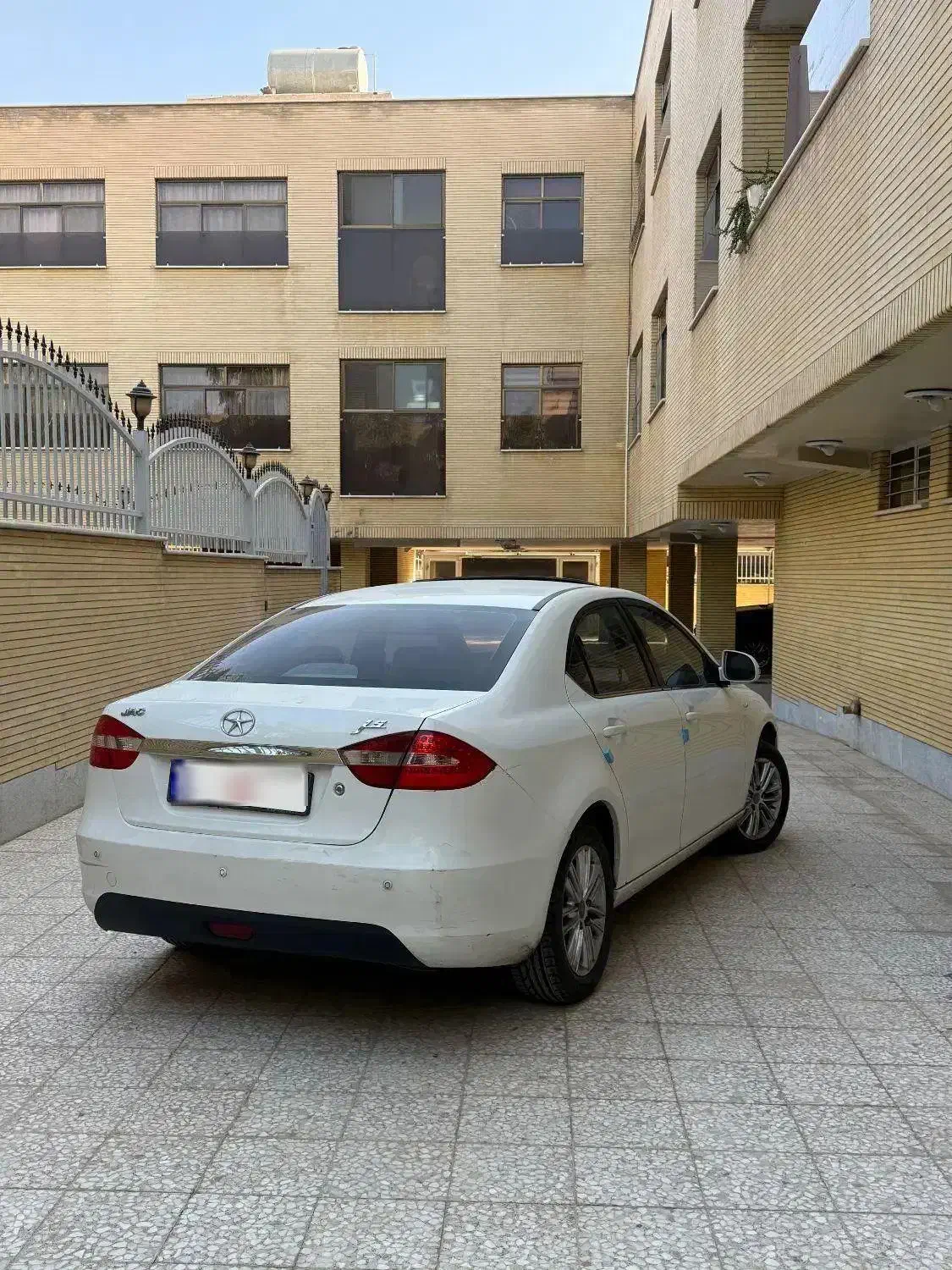 جک j5 فوق تمیز|خودرو سواری و وانت|اصفهان, سپاهانشهر|دیوار