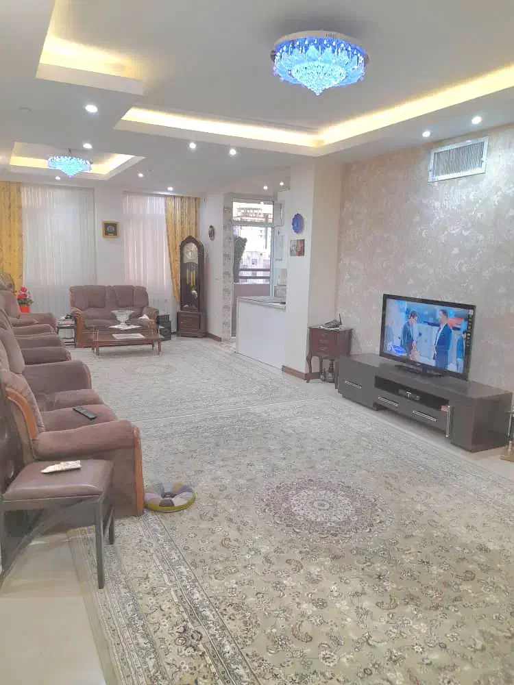آپارتمان ۱۰۰ متری / سالن پرده خور/ تاپ لوکیشین|فروش آپارتمان|تهران, تهرانسر شرقی|دیوار