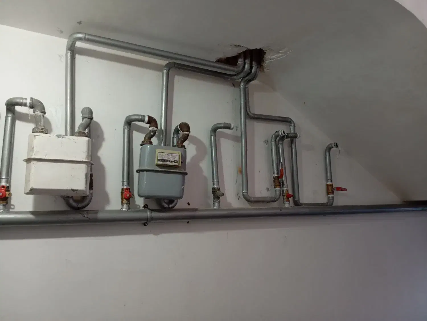 شاگرد برایه لوله کشی گاز نیازمندم|استخدام معماری، عمران و ساختمانی|تهران, مینیسیتی (شهرک نفت)|دیوار