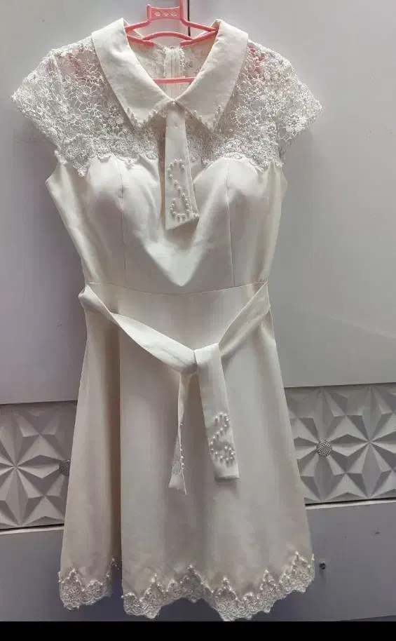 دو عدد لباس مجلسی|لباس|شیراز, شهرک کوشکک|دیوار